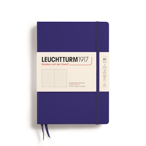 Notizbuch Medium (A5) Hardcover 251 nummerierte Seiten, Ink, dotted