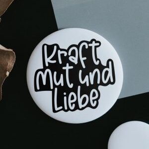 Magnet Kraft Mut und Liebe